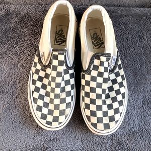 Vans Off the Wall Checkered Slip-ons 8 Women’s and 6.5 in Men’s